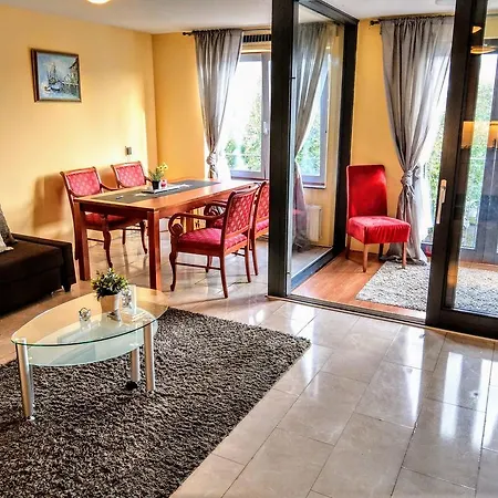 Arena Deluxe Apartment Appartement *