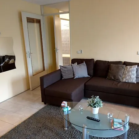 Διαμέρισμα Arena Deluxe Apartment *